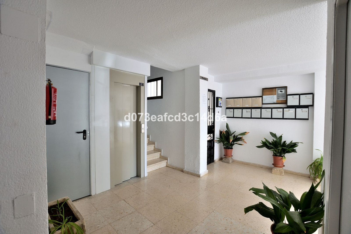 3 Bed Apartment for sale in Ronda Costa Del Sol, Málaga, Spain