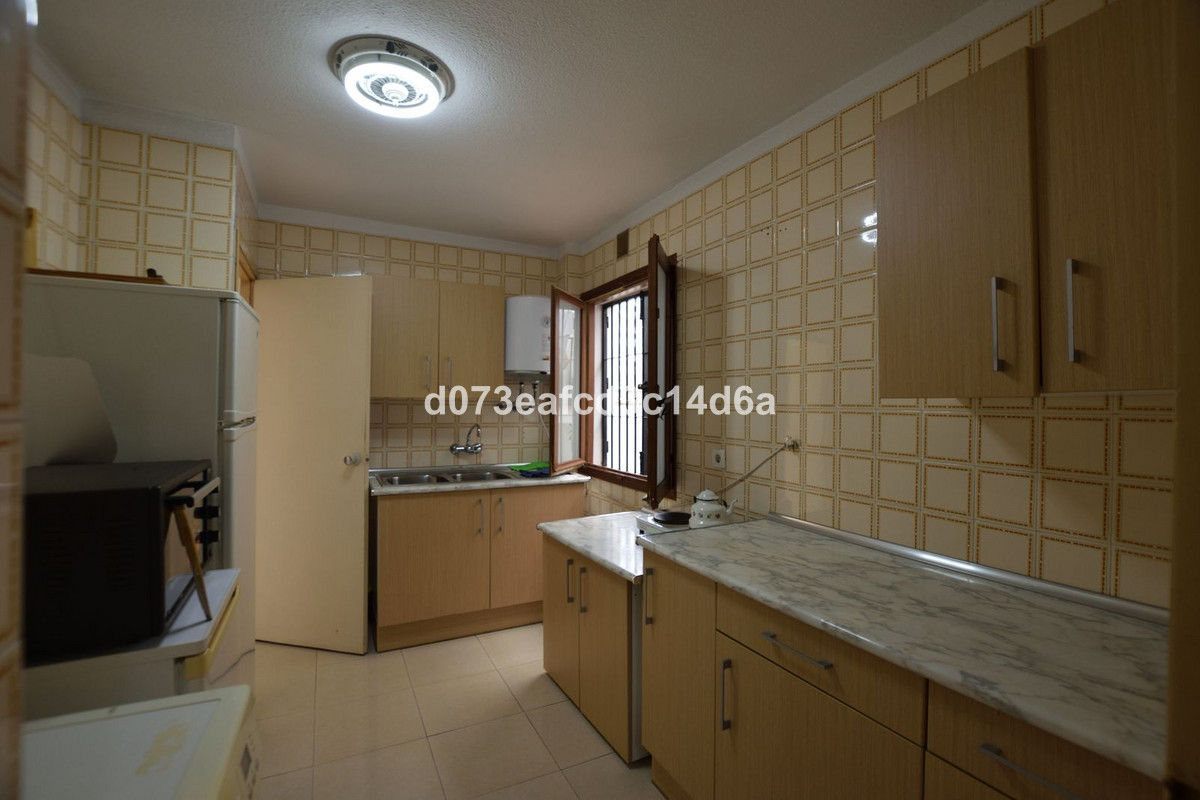 3 Bed Apartment for sale in Ronda Costa Del Sol, Málaga, Spain