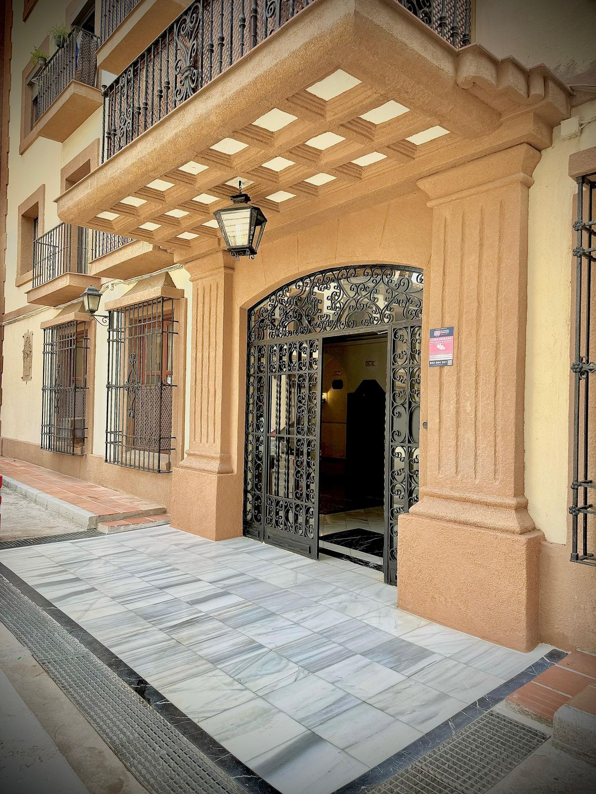 2 Bed Apartment for sale in Calahonda Costa Del Sol, Málaga, Spain