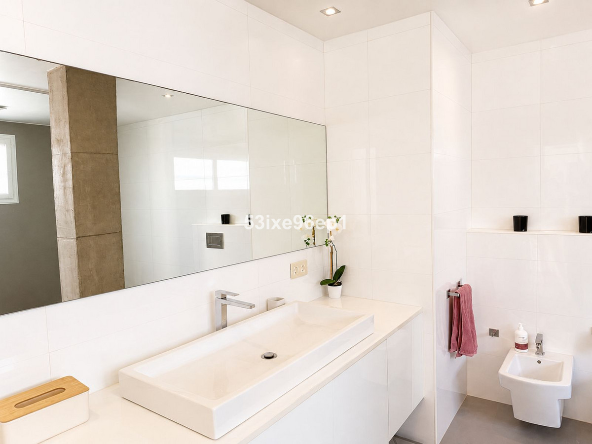 3 Bed Townhouse for sale in Nueva Andalucía Costa Del Sol, Málaga, Spain