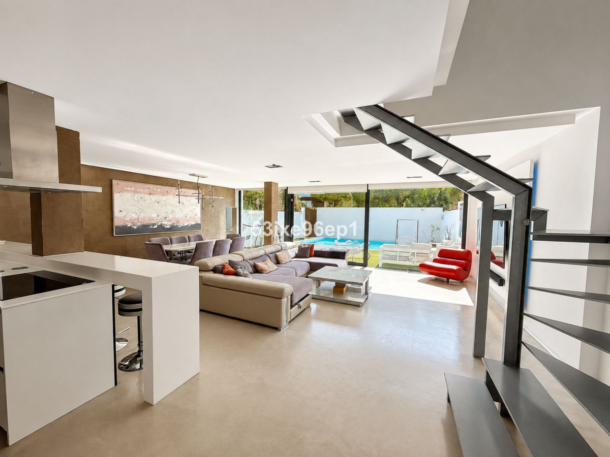 3 Bed Townhouse for sale in Nueva Andalucía Costa Del Sol, Málaga, Spain