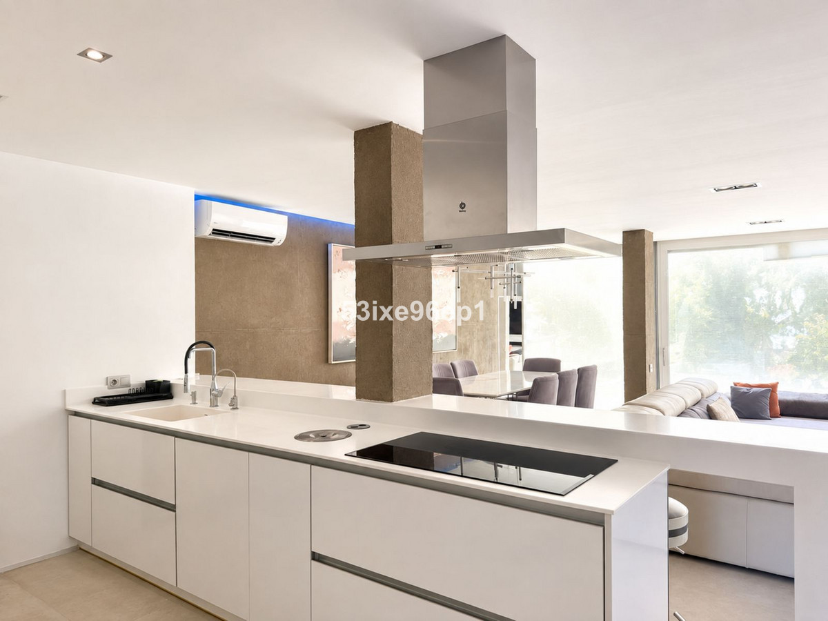 3 Bed Townhouse for sale in Nueva Andalucía Costa Del Sol, Málaga, Spain