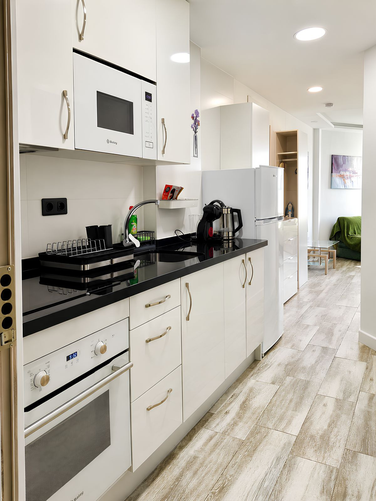1 Bed Apartment for sale in Calahonda Costa Del Sol, Málaga, Spain