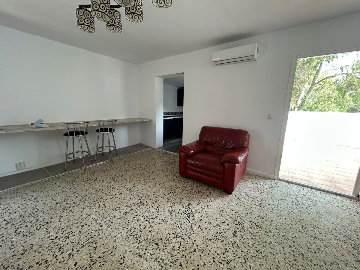 2 Bed Townhouse for sale in Estepona Costa Del Sol, Málaga, Spain