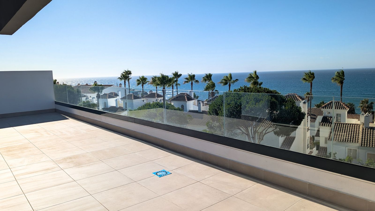 3 Bed Apartment for sale in Mijas Costa Del Sol, Málaga, Spain