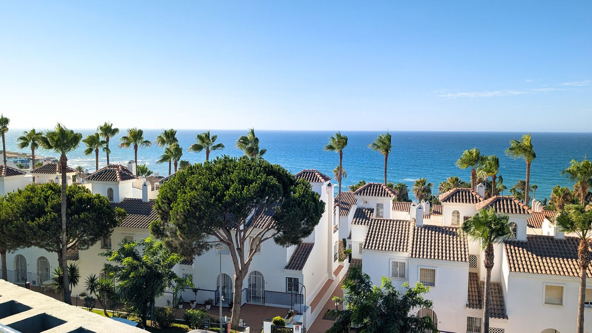 3 Bed Apartment for sale in Mijas Costa Del Sol, Málaga, Spain