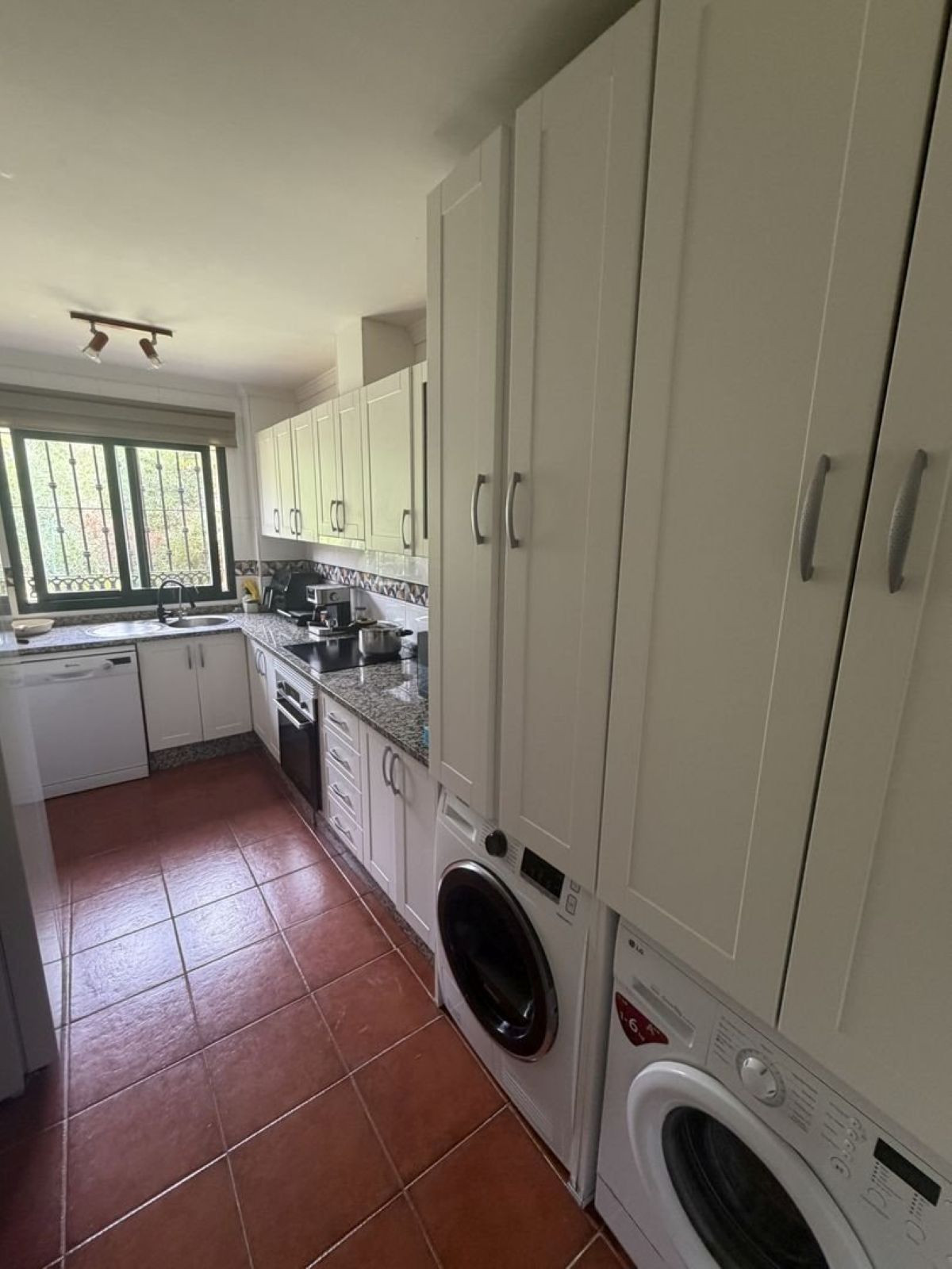 Se vende Apartamento Planta Media de 3 dormitorios en Costa Del Sol, Málaga, España