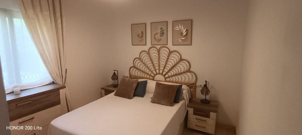 Se vende Apartamento Planta Media de 3 dormitorios en Costa Del Sol, Málaga, España