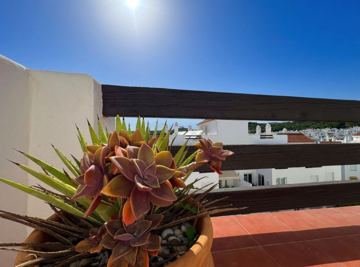 2 Bed Apartment for sale in Valle Romano Costa Del Sol, Málaga, Spain