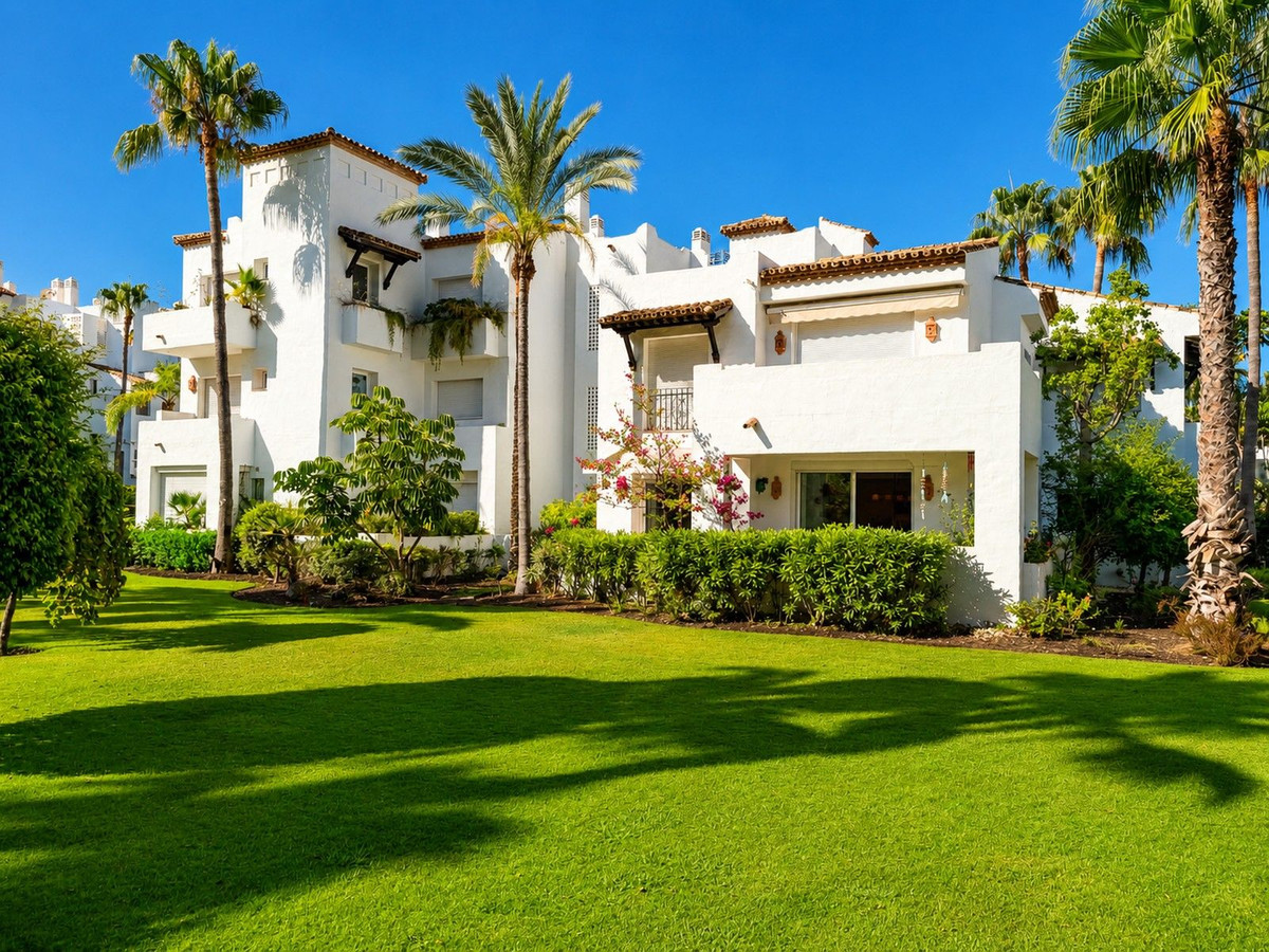 3 Bed Apartment for sale in Costalita Costa Del Sol, Málaga, Spain