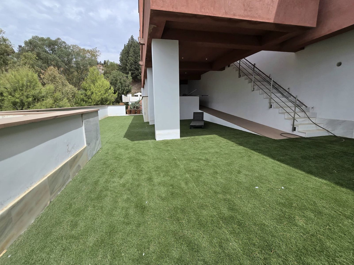 Se vende Villa - Chalet de 6 dormitorios en Costa Del Sol, Málaga, España