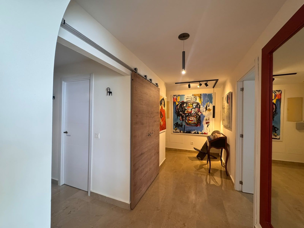 Se vende Apartamento Planta Media de 2 dormitorios en Costa Del Sol, Málaga, España