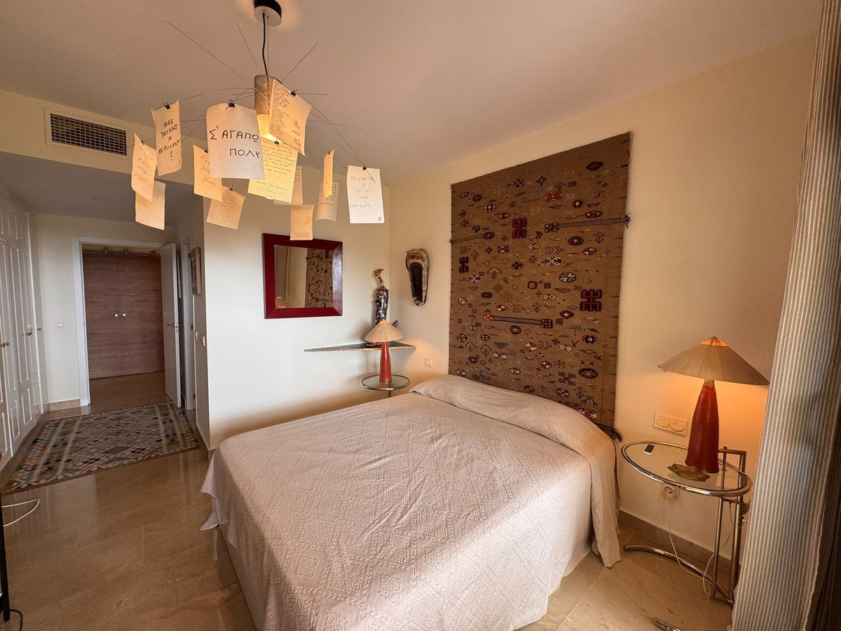 Se vende Apartamento Planta Media de 2 dormitorios en Costa Del Sol, Málaga, España