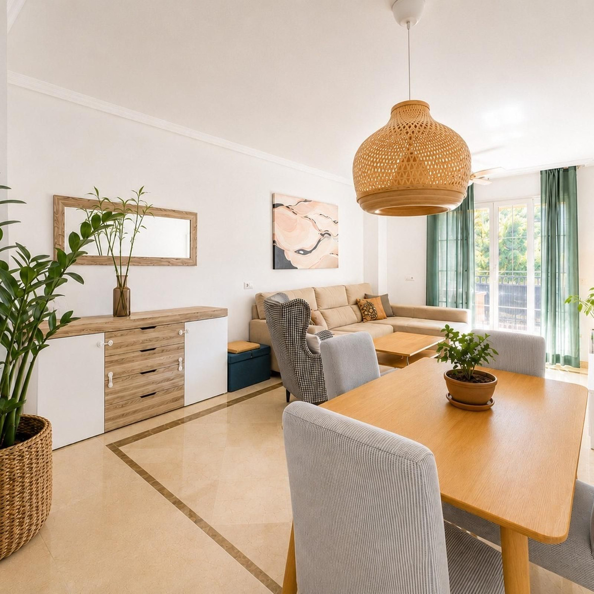 Se vende Apartamento Planta Media de 3 dormitorios en Costa Del Sol, Málaga, España