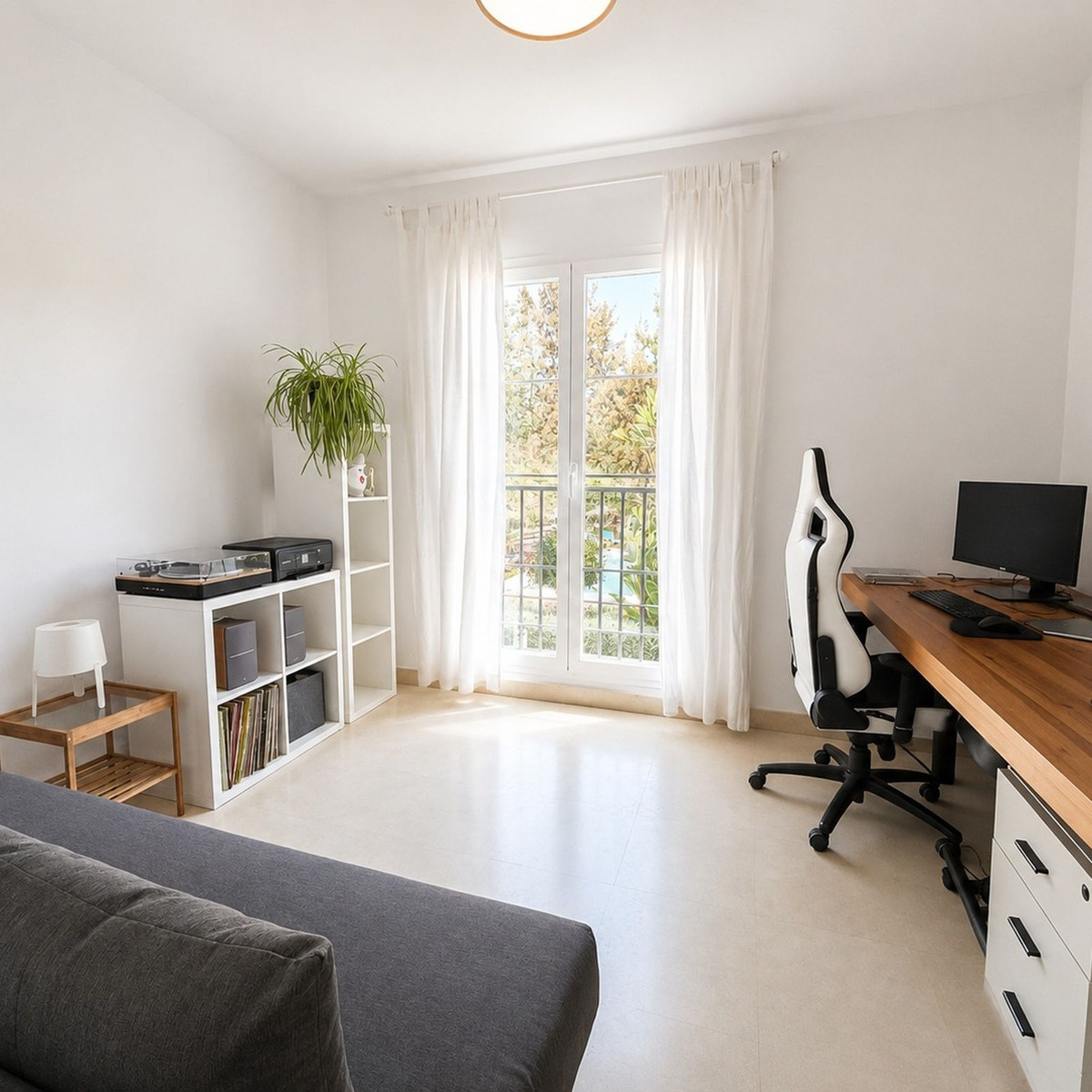 Se vende Apartamento Planta Media de 3 dormitorios en Costa Del Sol, Málaga, España
