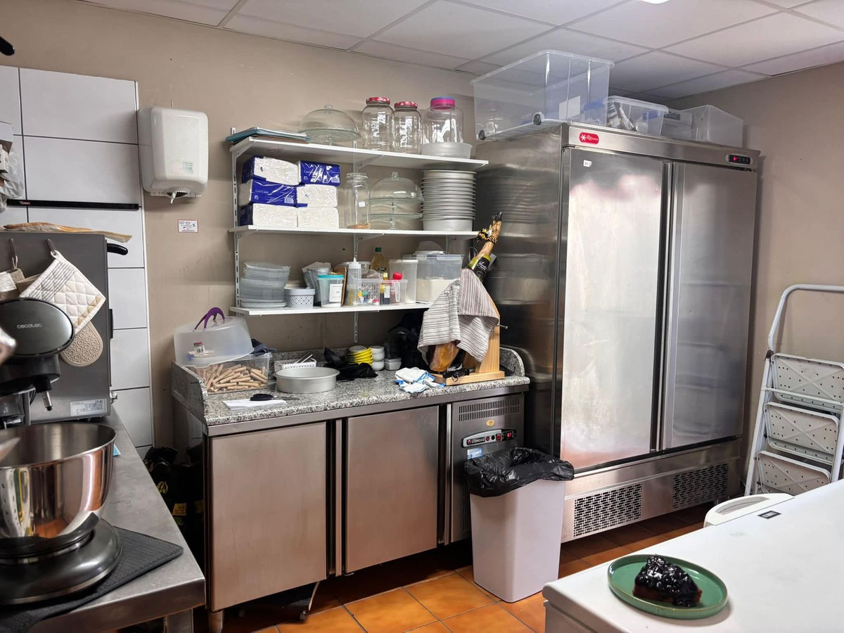 Commercial unit for sale in Orihuela Costa Costa Blanca, Alicante, Spain
