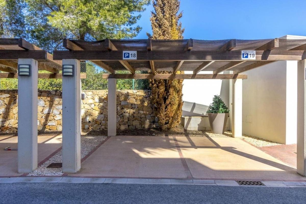 2 Bed Apartment for sale in Las Colinas Golf Costa Blanca, Alicante, Spain