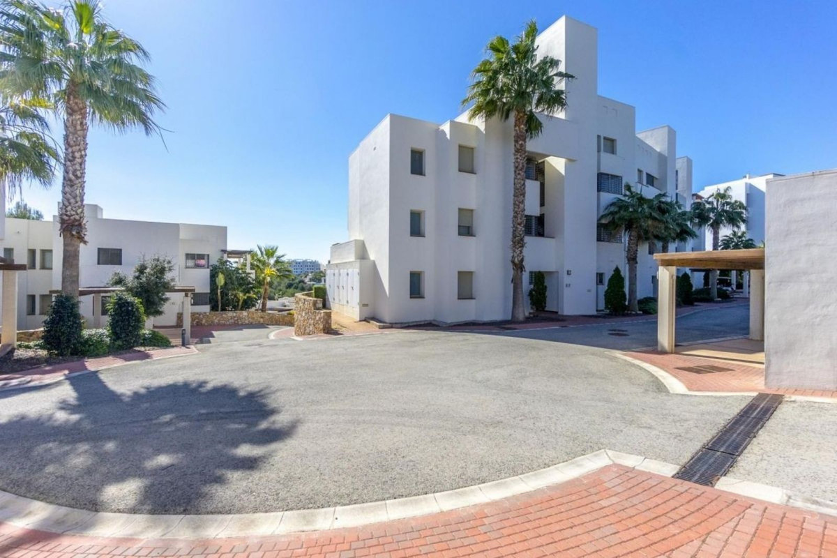 2 Bed Apartment for sale in Las Colinas Golf Costa Blanca, Alicante, Spain