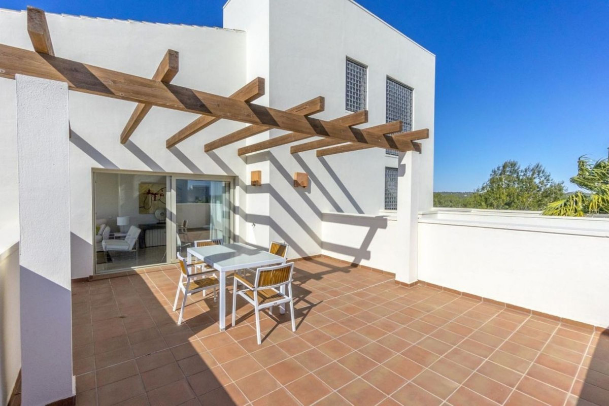 2 Bed Apartment for sale in Las Colinas Golf Costa Blanca, Alicante, Spain
