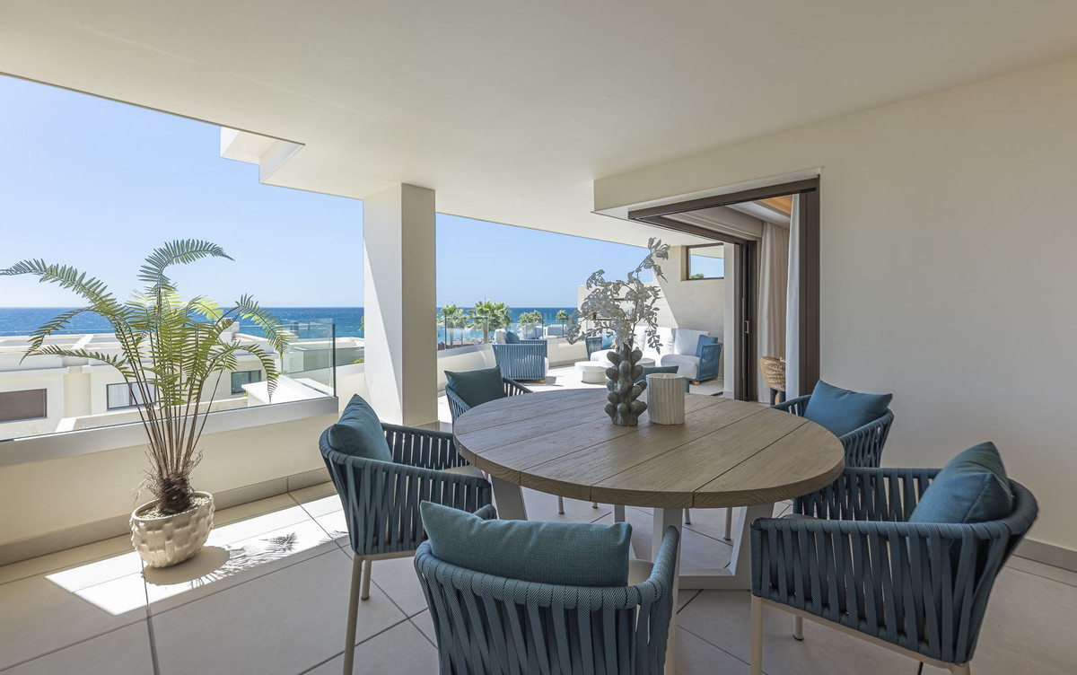 2 Bed Apartment for sale in New Golden Mile Costa Del Sol, Málaga, Spain