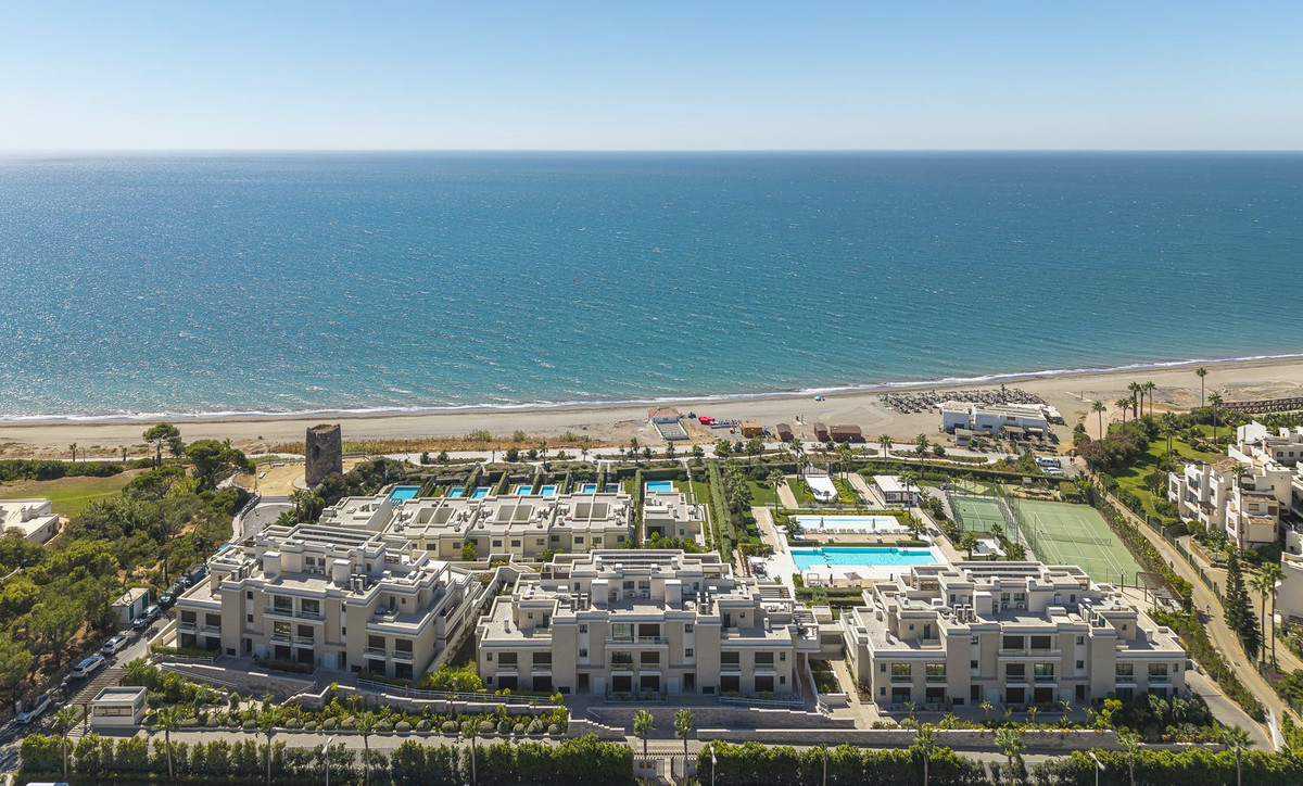 2 Bed Apartment for sale in New Golden Mile Costa Del Sol, Málaga, Spain