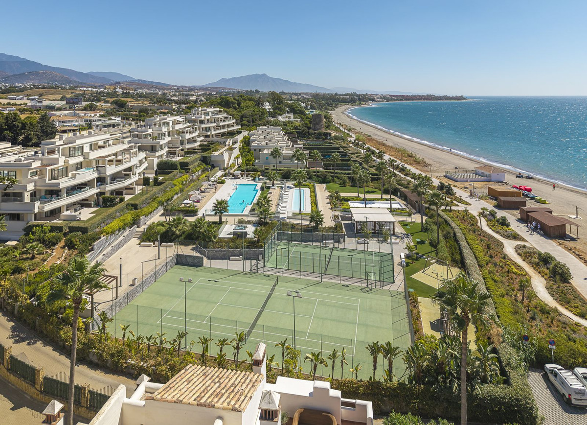 2 Bed Apartment for sale in New Golden Mile Costa Del Sol, Málaga, Spain