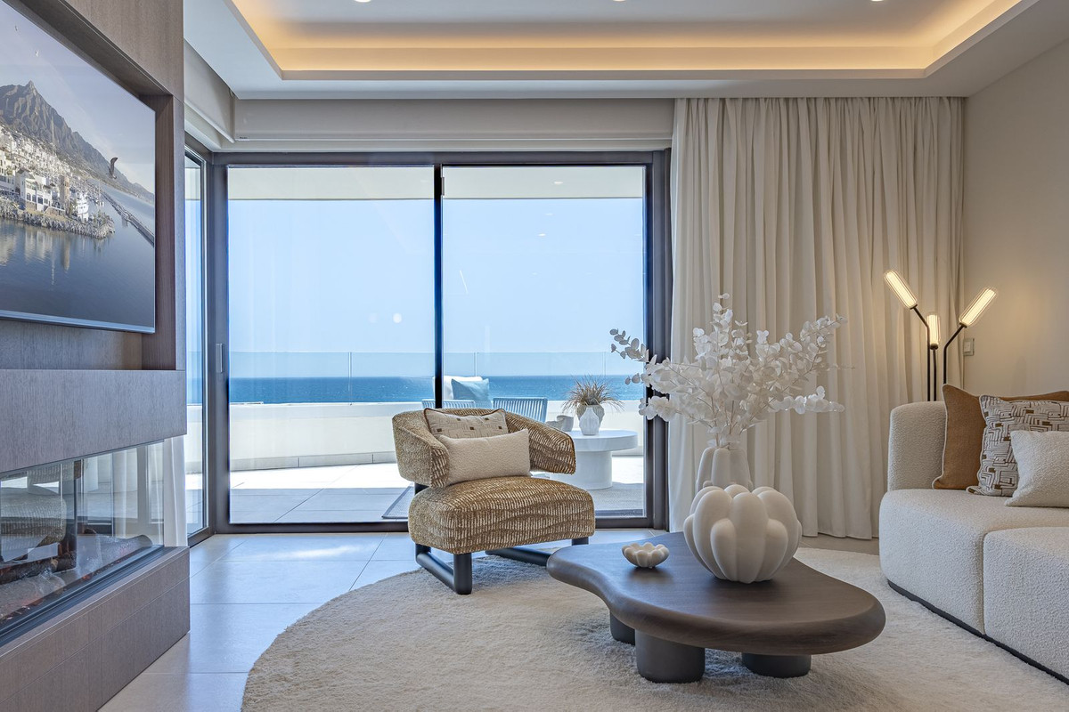 2 Bed Apartment for sale in New Golden Mile Costa Del Sol, Málaga, Spain