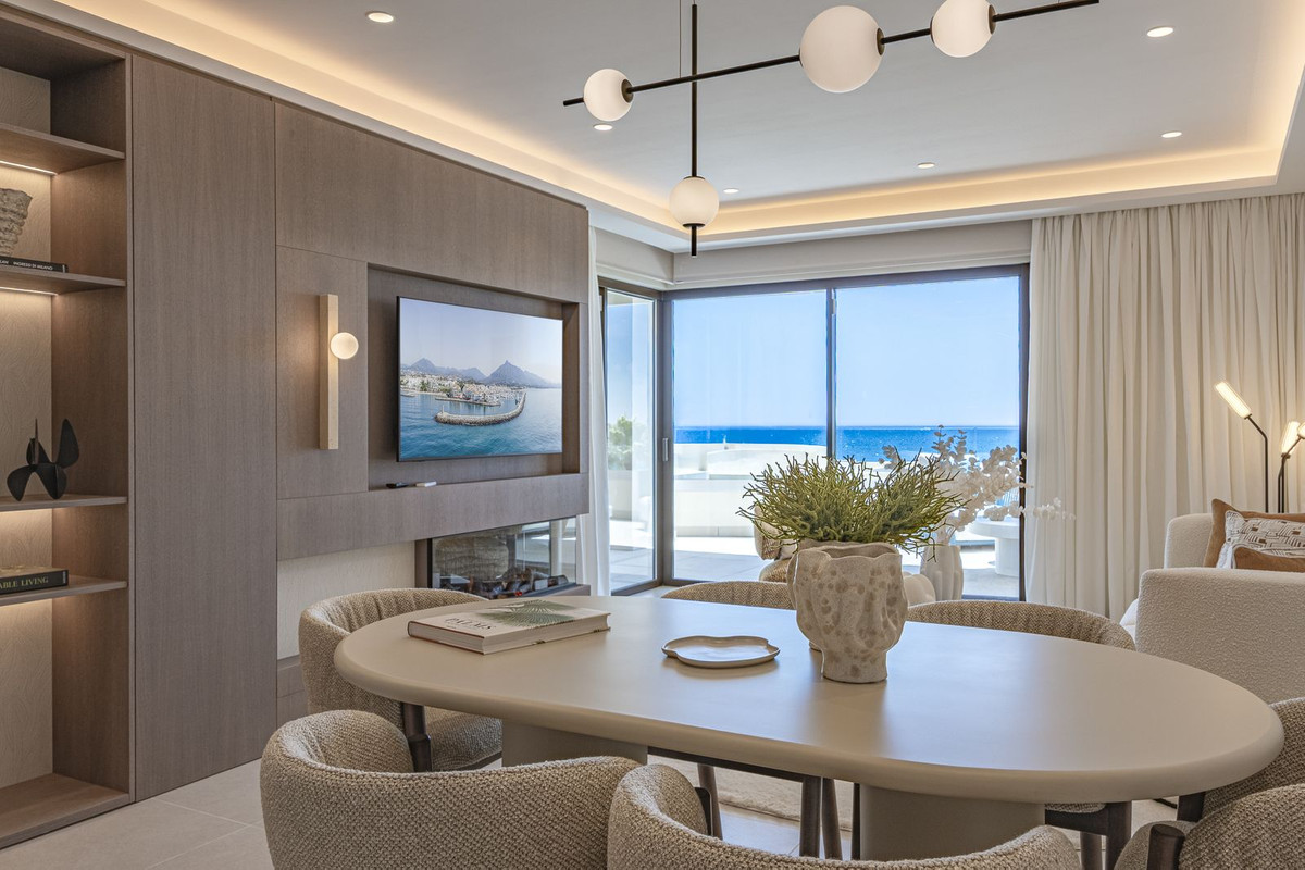 2 Bed Apartment for sale in New Golden Mile Costa Del Sol, Málaga, Spain