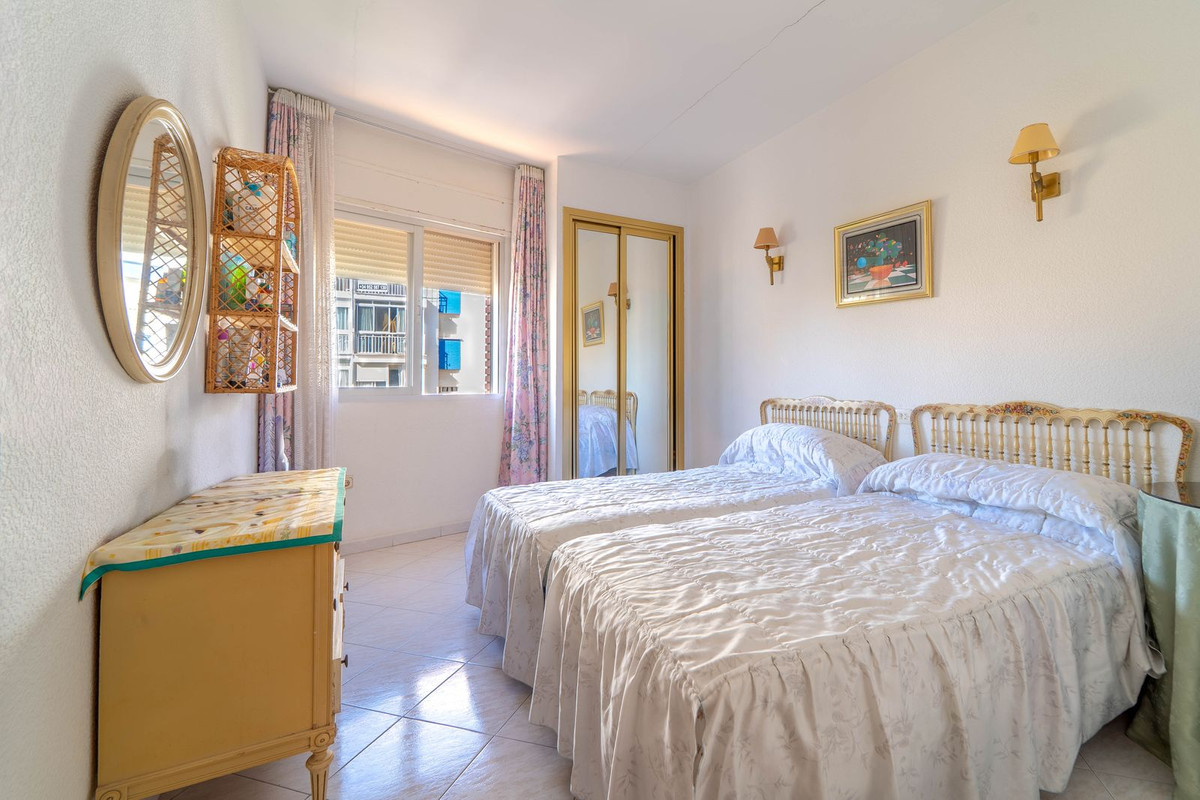 Se vende Apartamento Planta Media de 3 dormitorios en Costa Del Sol, Málaga, España