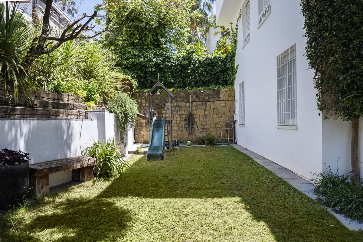 Se vende Apartamento Planta Baja de 2 dormitorios en Costa Del Sol, Málaga, España