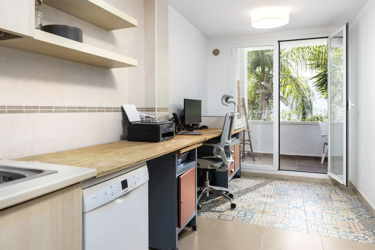 Se vende Apartamento Planta Baja de 2 dormitorios en Costa Del Sol, Málaga, España