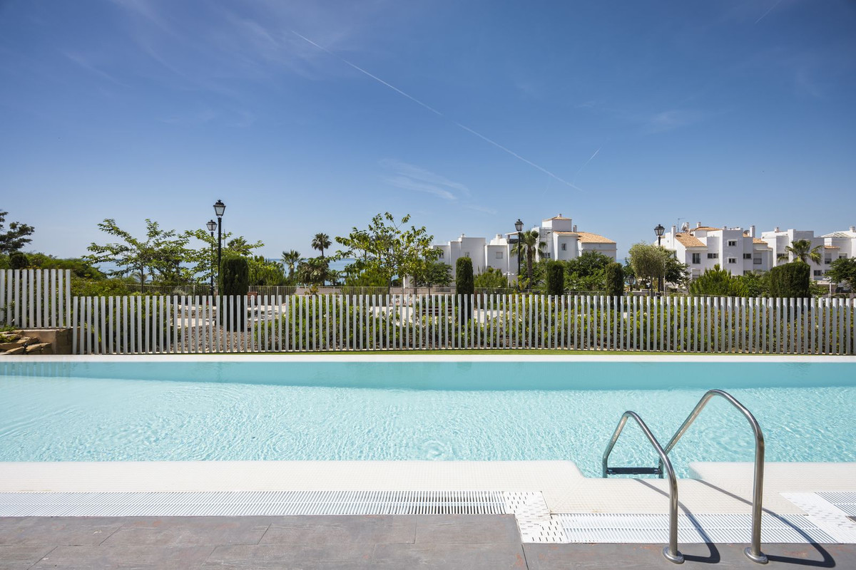 Se vende Apartamento Planta Baja de 2 dormitorios en Costa Del Sol, Málaga, España
