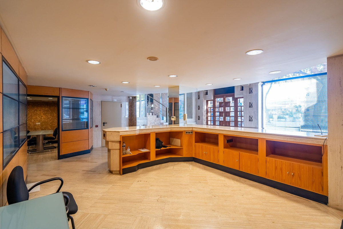 9 Bed Commercial unit for sale in Marbella Costa Del Sol, Málaga, Spain