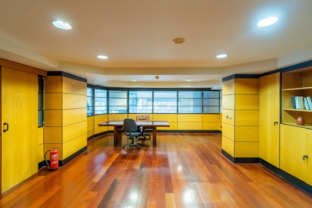 9 Bed Commercial unit for sale in Marbella Costa Del Sol, Málaga, Spain
