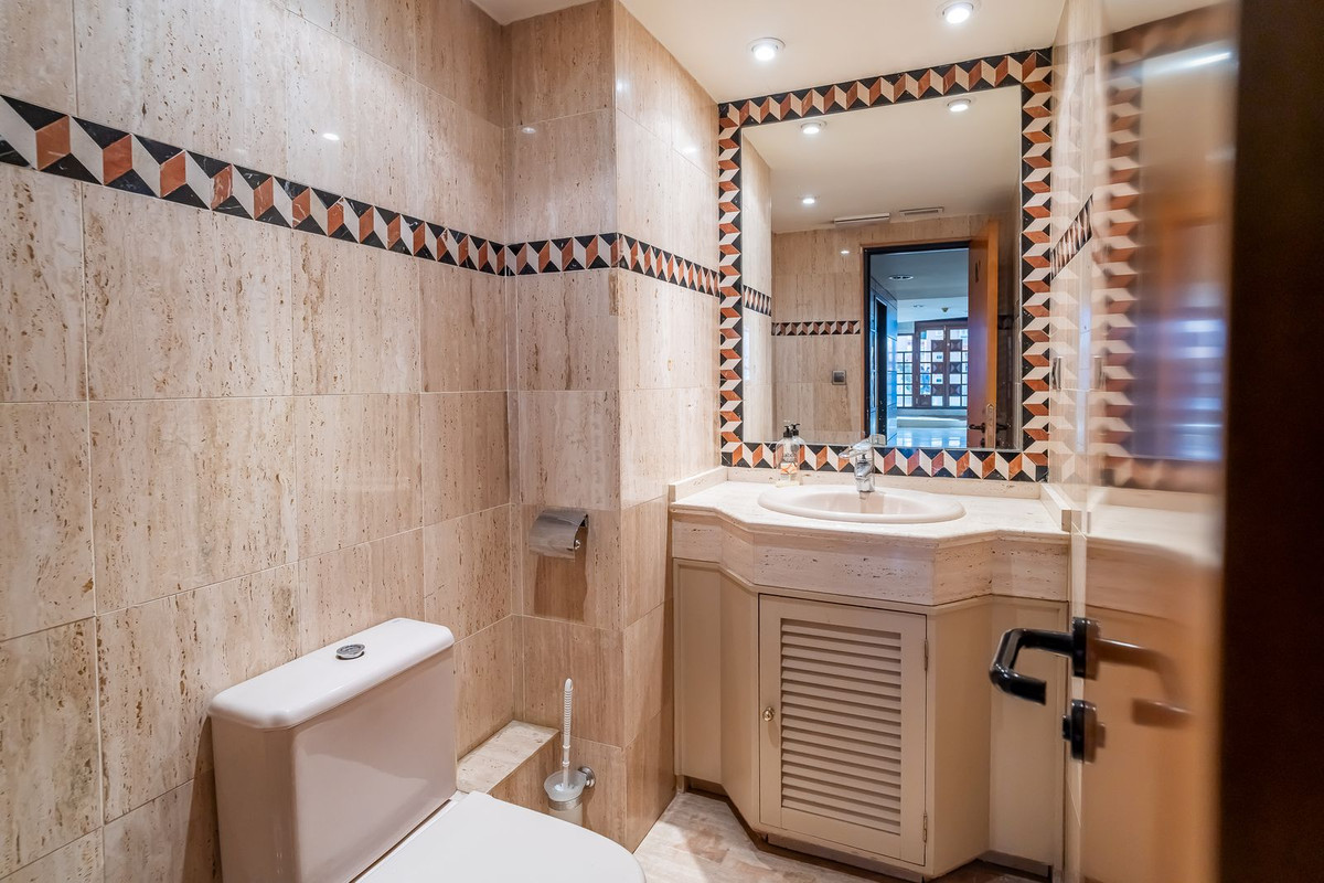 9 Bed Commercial unit for sale in Marbella Costa Del Sol, Málaga, Spain