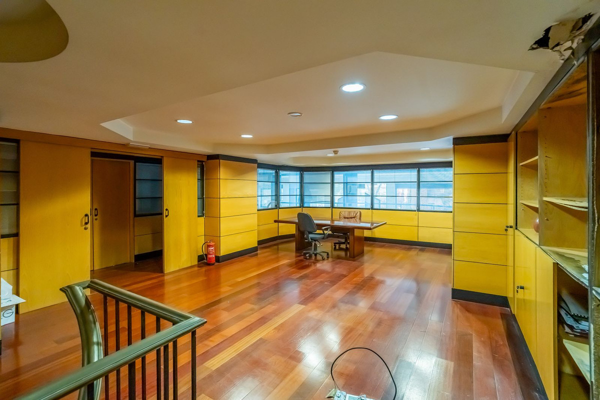 9 Bed Commercial unit for sale in Marbella Costa Del Sol, Málaga, Spain