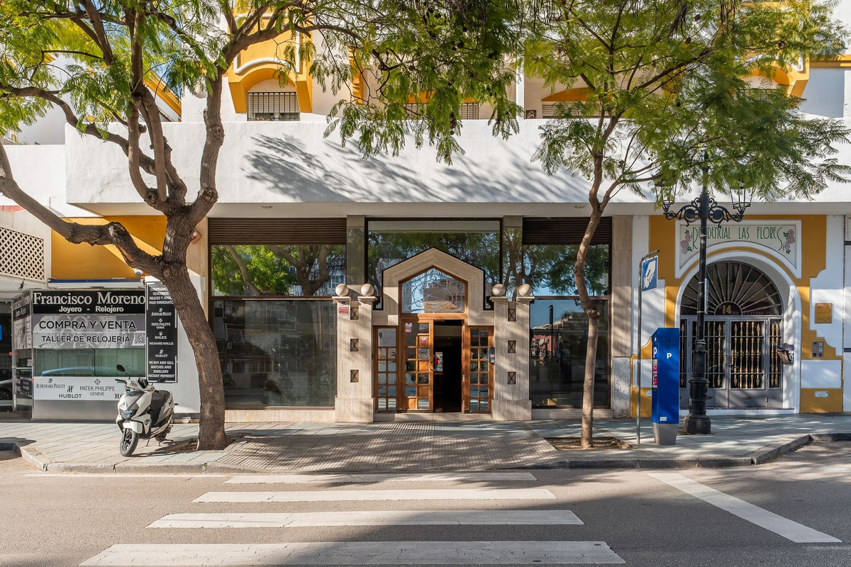 9 Bed Commercial unit for sale in Marbella Costa Del Sol, Málaga, Spain