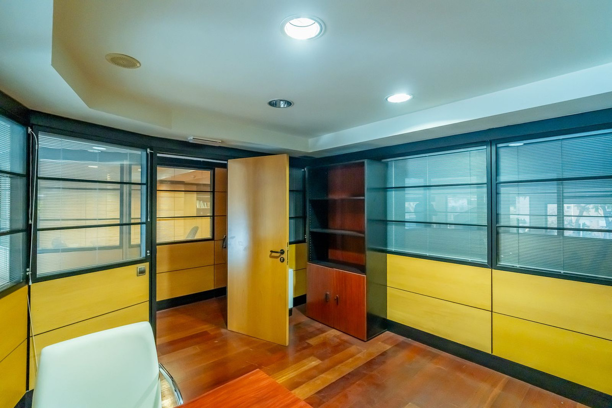 9 Bed Commercial unit for sale in Marbella Costa Del Sol, Málaga, Spain
