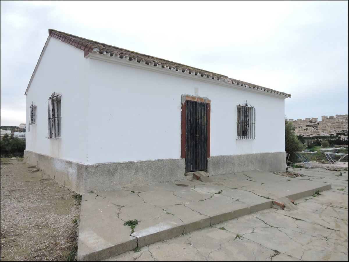 2 Bed Townhouse for sale in Manilva Costa Del Sol, Málaga, Spain