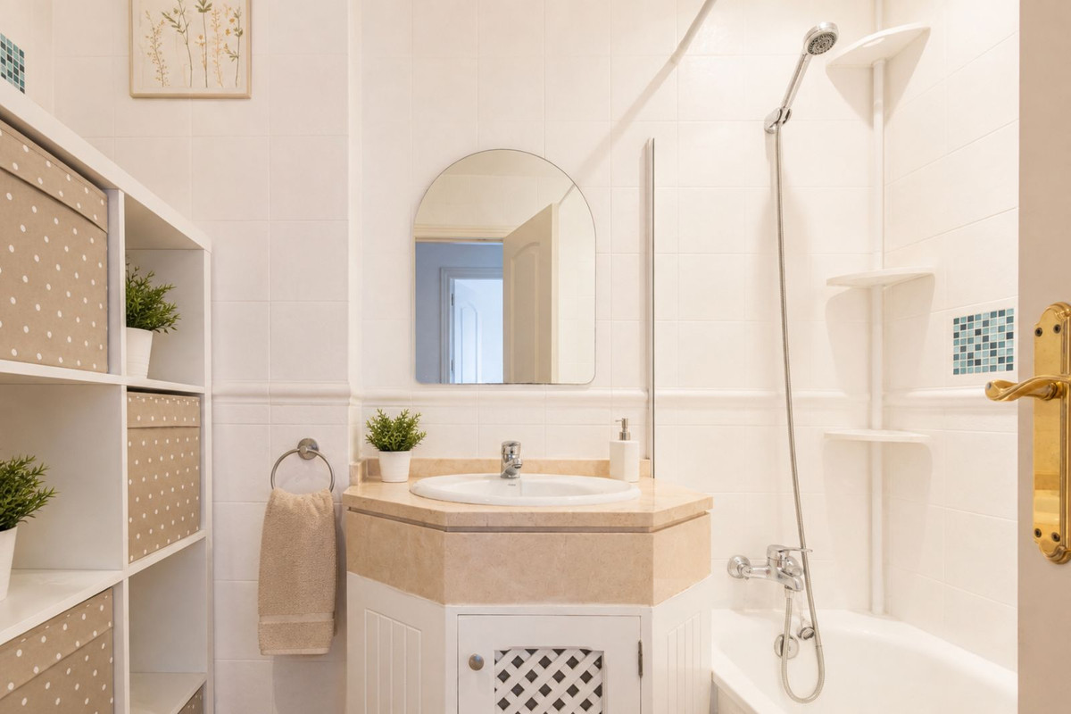 3 Bed Townhouse for sale in La Alcaidesa Costa Del Sol, Cádiz, Spain