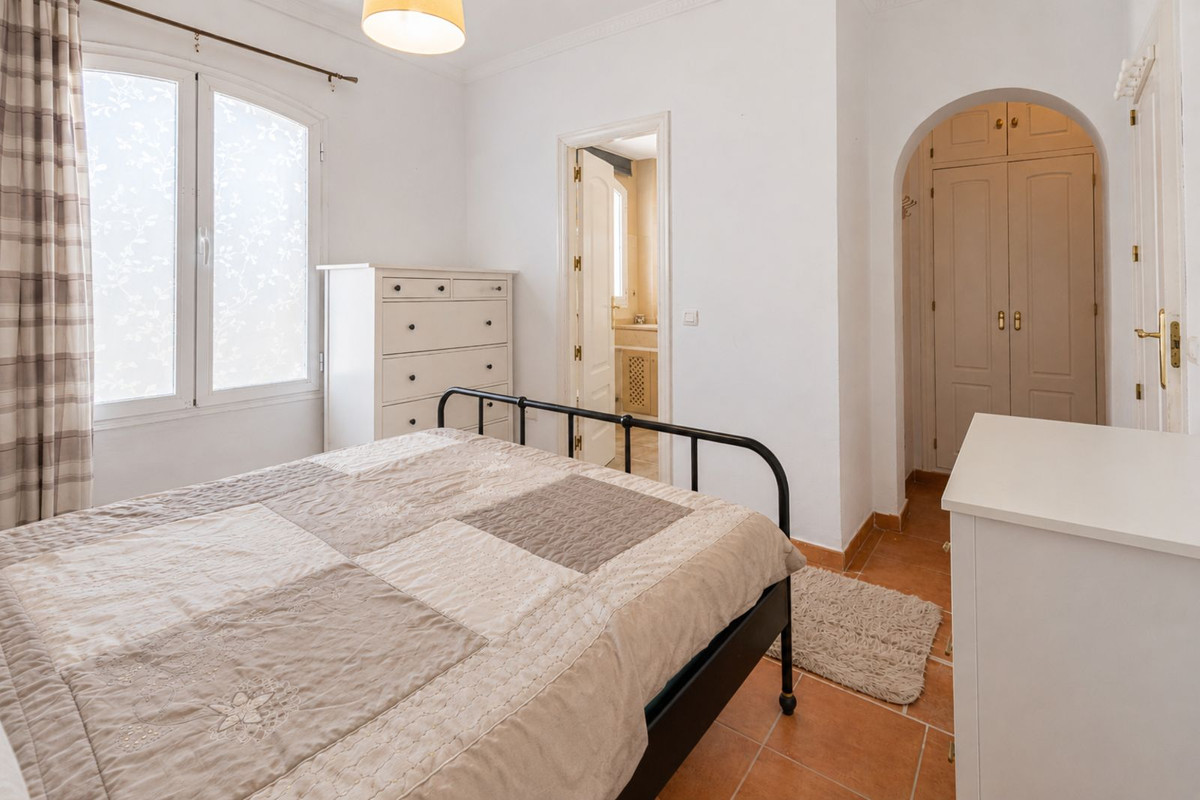 3 Bed Townhouse for sale in La Alcaidesa Costa Del Sol, Cádiz, Spain