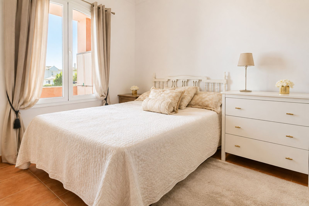 3 Bed Townhouse for sale in La Alcaidesa Costa Del Sol, Cádiz, Spain