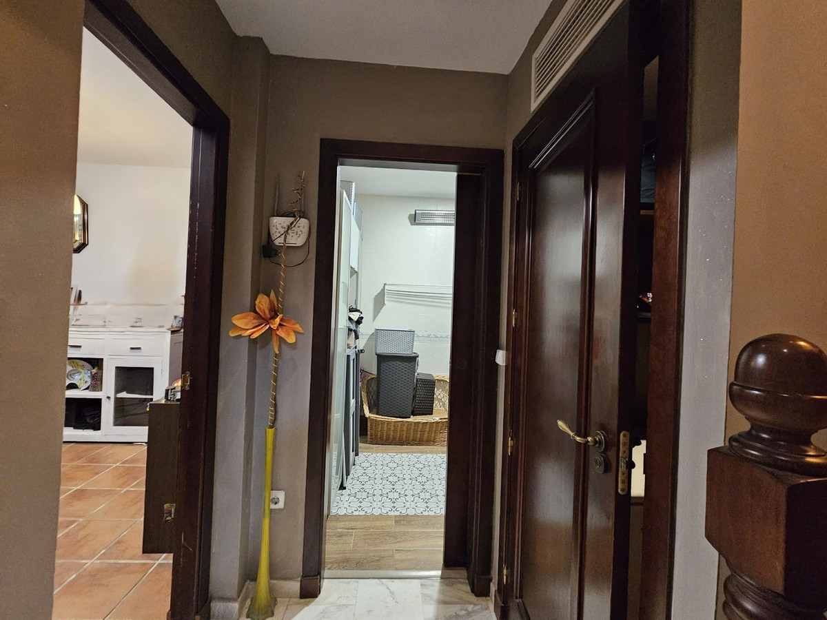 5 Bed Townhouse for sale in Los Pacos Costa Del Sol, Málaga, Spain