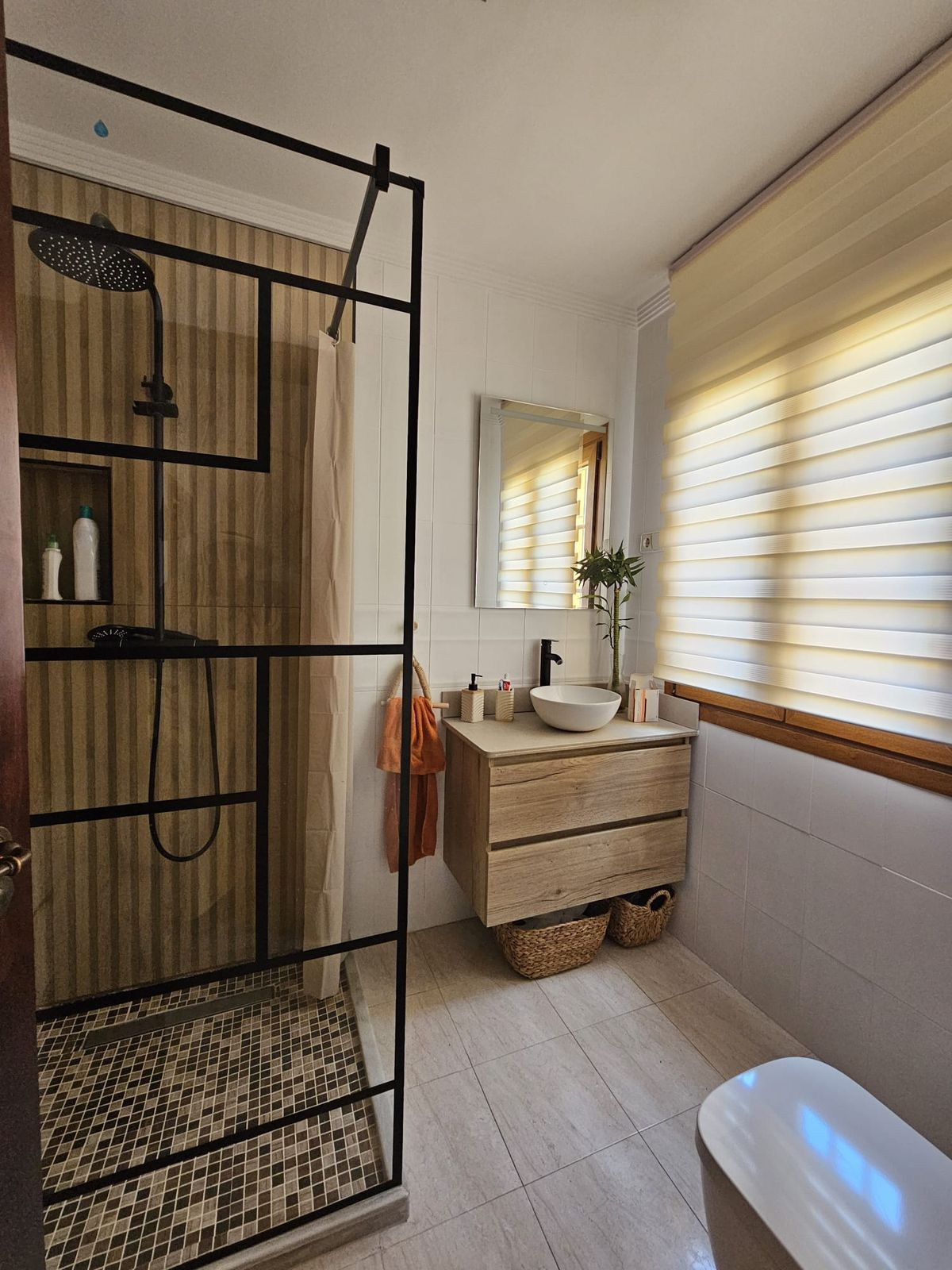 5 Bed Townhouse for sale in Los Pacos Costa Del Sol, Málaga, Spain