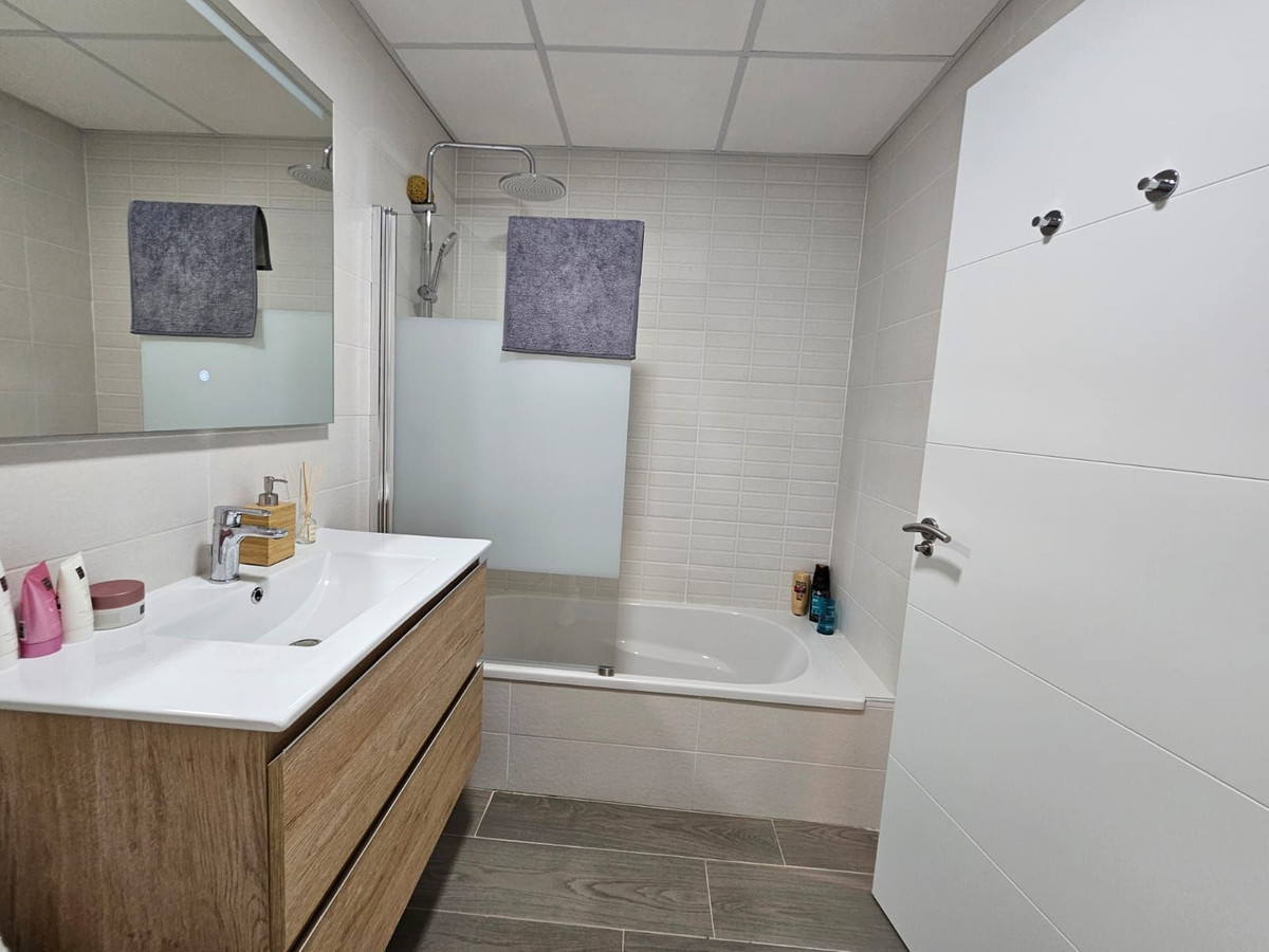 3 Bed Townhouse for sale in Alhaurín De La Torre Costa Del Sol, Málaga, Spain