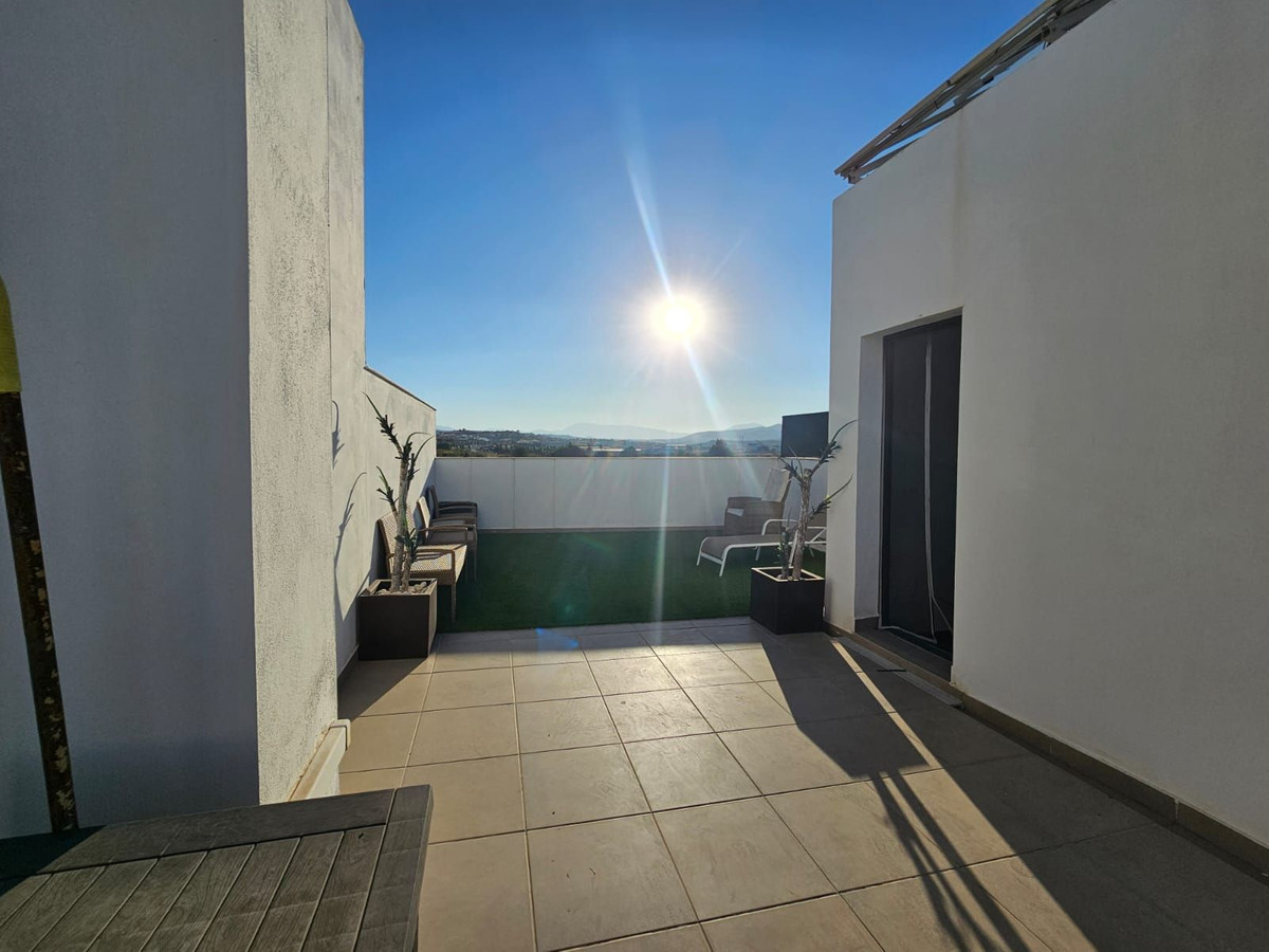 3 Bed Townhouse for sale in Alhaurín De La Torre Costa Del Sol, Málaga, Spain