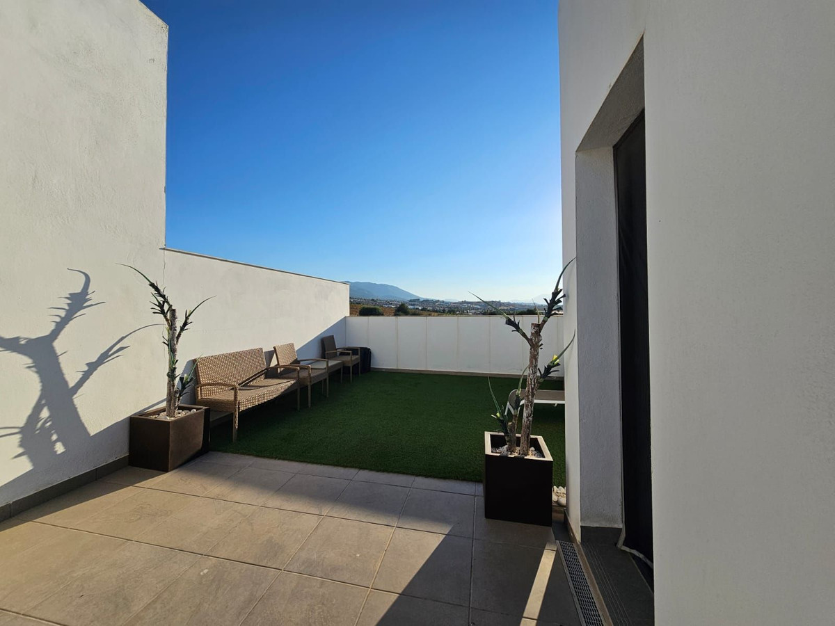 3 Bed Townhouse for sale in Alhaurín De La Torre Costa Del Sol, Málaga, Spain
