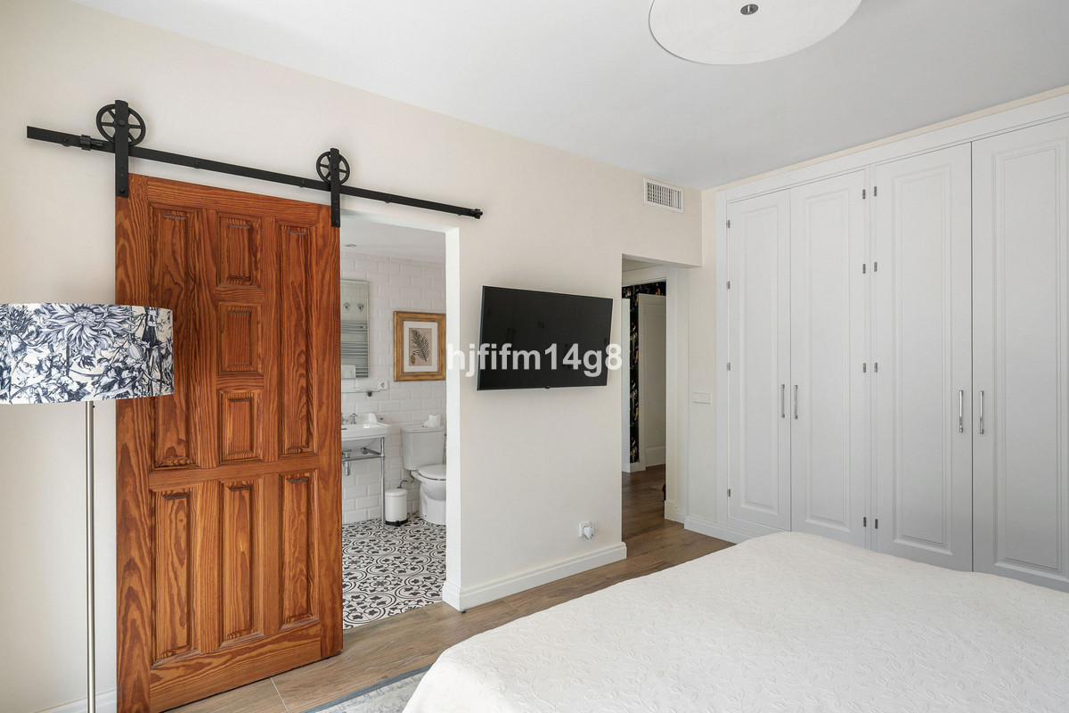 3 Bed Townhouse for sale in Estepona Costa Del Sol, Málaga, Spain