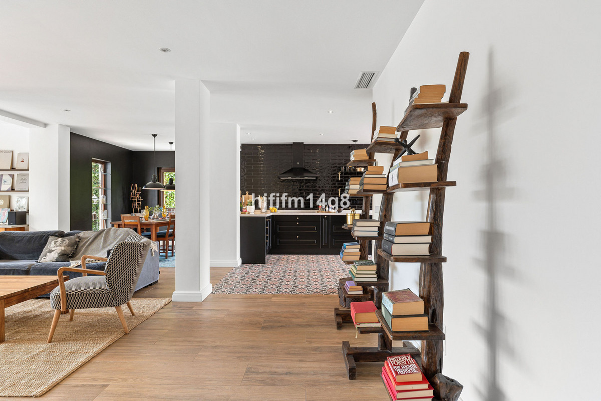 3 Bed Townhouse for sale in Estepona Costa Del Sol, Málaga, Spain