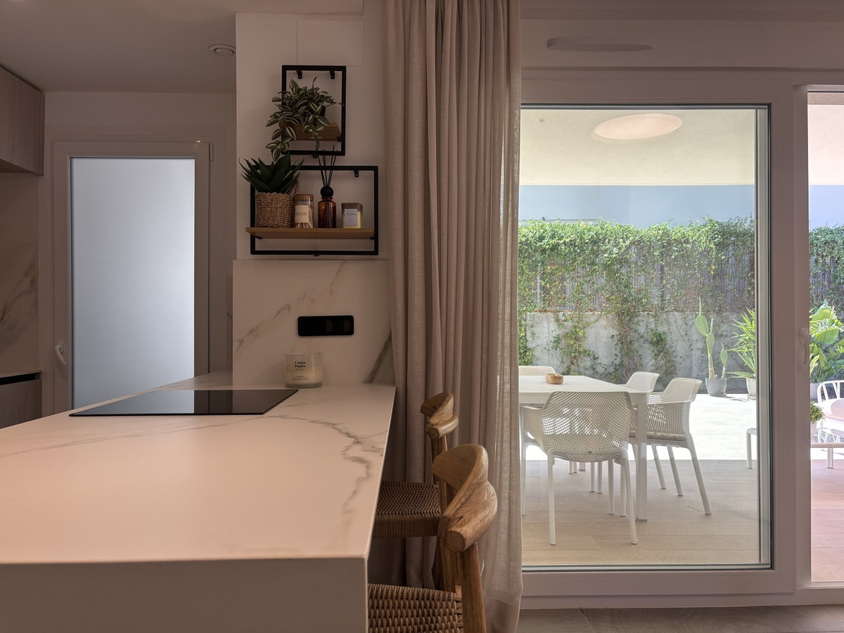Se vende Apartamento Planta Baja de 3 dormitorios en Costa Blanca, Alicante, España